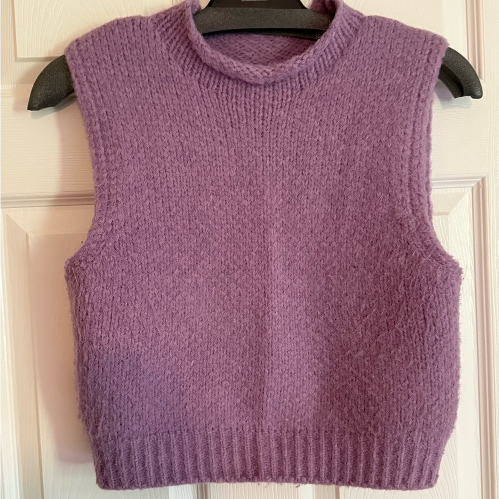 Le Lis Lavender Knit Top